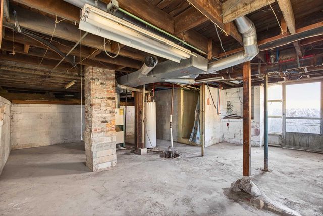 502 W Street, Bedford, IN 47421