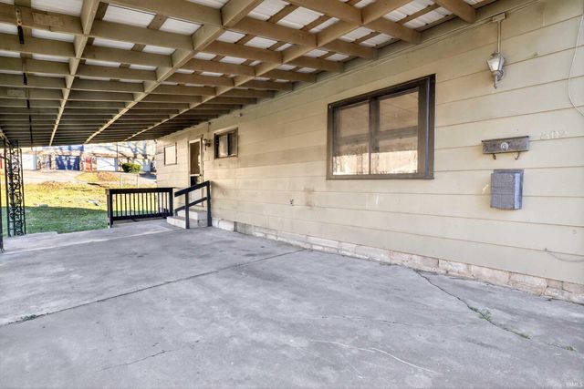 502 W Street, Bedford, IN 47421