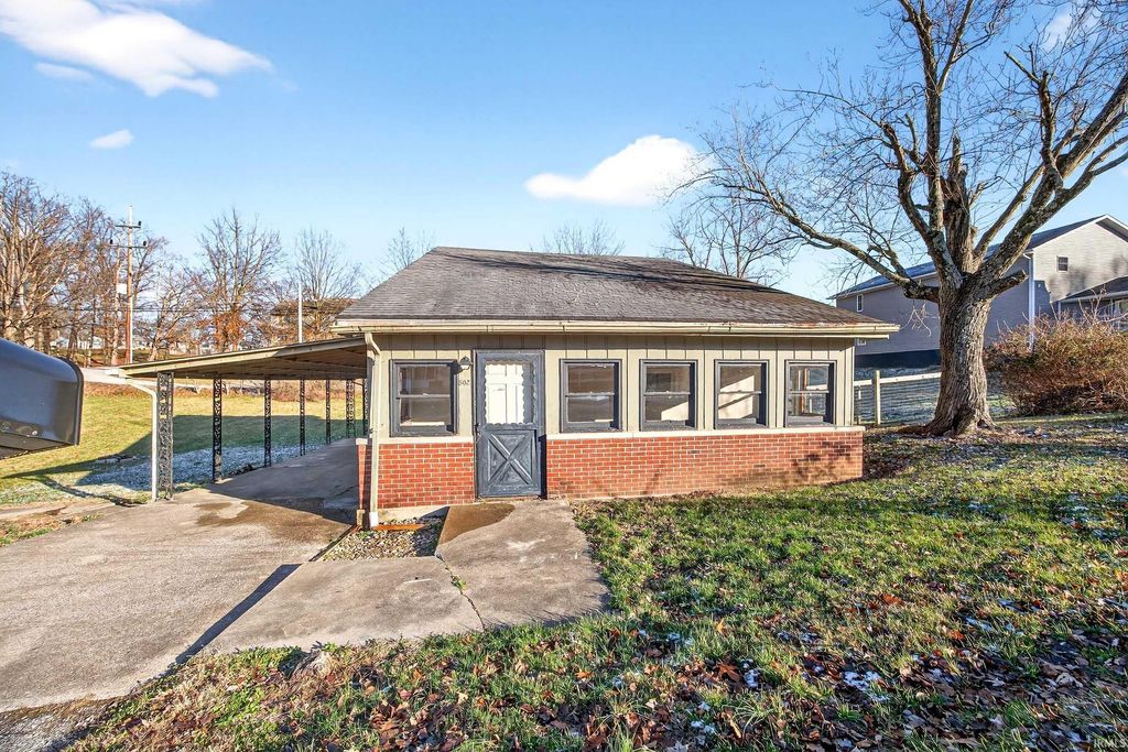 502 W Street, Bedford, IN 47421