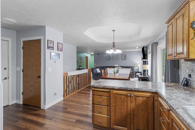 3718 Shepherd LANE, Manitowoc, WI 54220