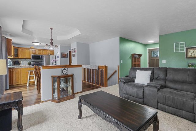 3718 Shepherd LANE, Manitowoc, WI 54220