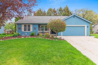 3718 Shepherd LANE, Manitowoc, WI 54220
