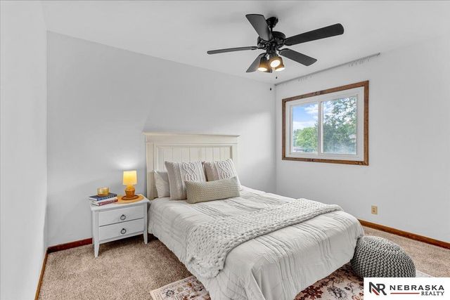 4932 S 56th Street, Lincoln, NE 68516