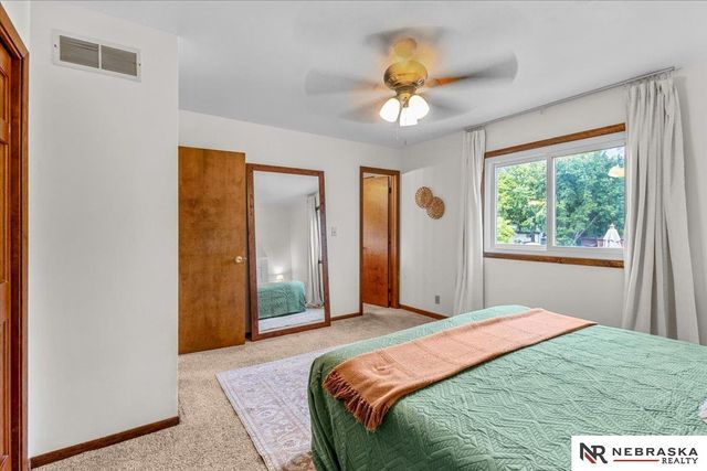 4932 S 56th Street, Lincoln, NE 68516