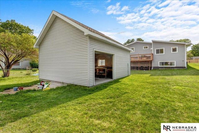 4932 S 56th Street, Lincoln, NE 68516