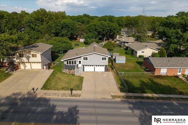 4932 S 56th Street, Lincoln, NE 68516