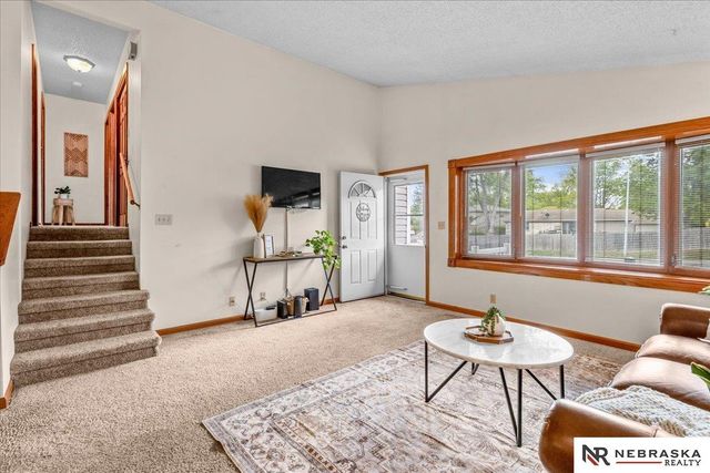 4932 S 56th Street, Lincoln, NE 68516