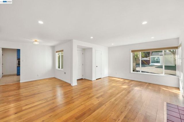 1726 137Th Ave, San Leandro, CA 94578