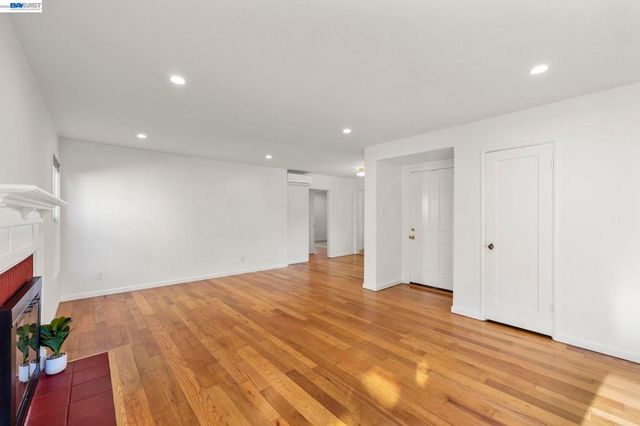 1726 137Th Ave, San Leandro, CA 94578