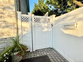 4 Ashwood Road A, Port Washington, NY 11050