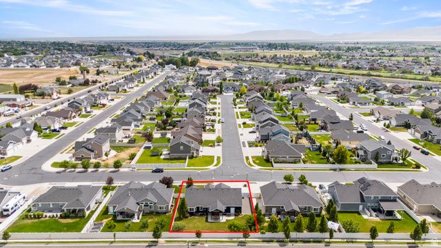 3098 W 725 S, Syracuse, UT 84075