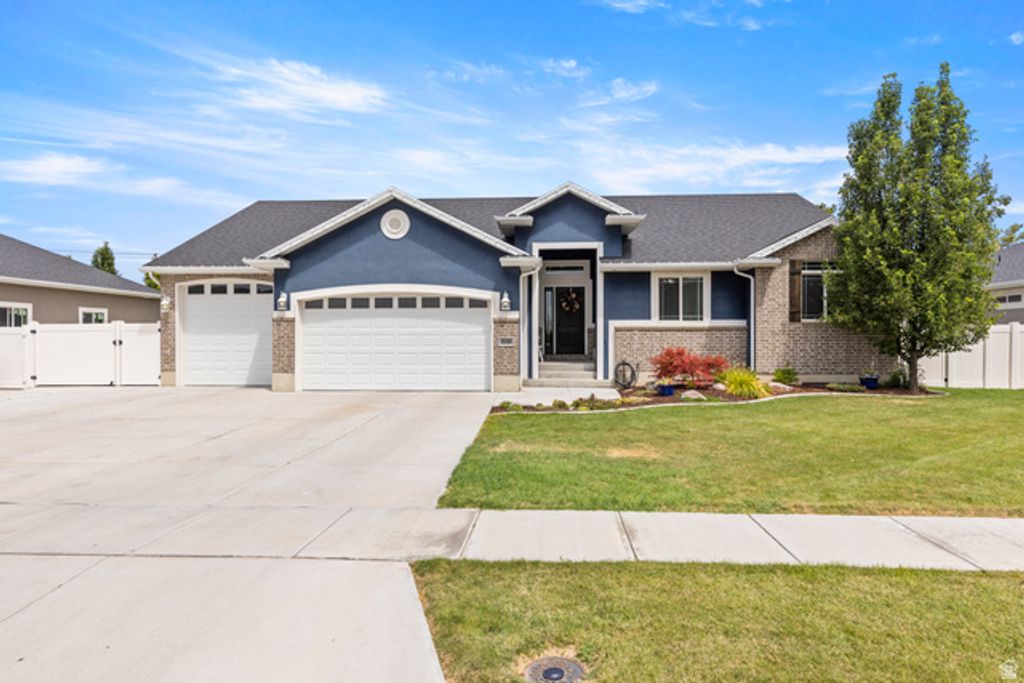 3098 W 725 S, Syracuse, UT 84075