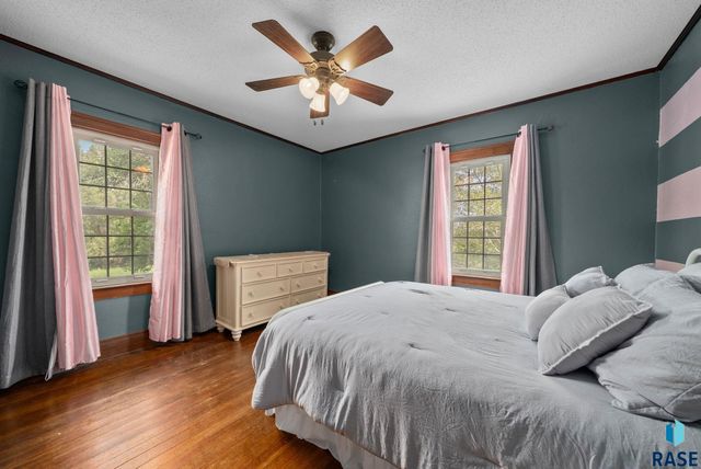 27151 479th Ave Avenue, Harrisburg, SD 57032