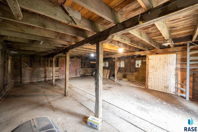 27151 479th Ave Avenue, Harrisburg, SD 57032