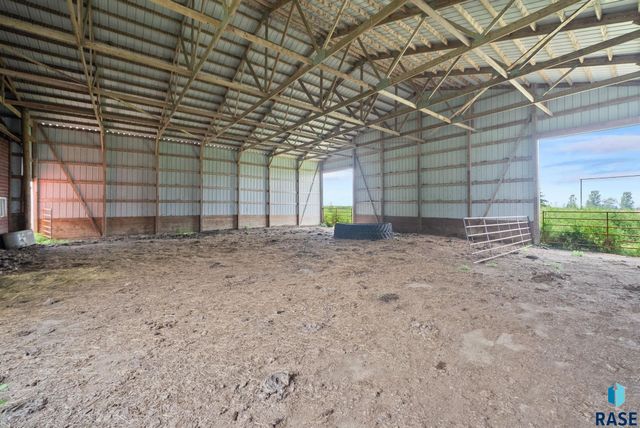 27151 479th Ave Avenue, Harrisburg, SD 57032