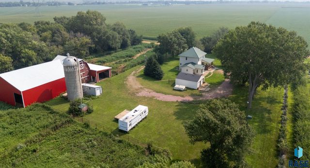 27151 479th Ave Avenue, Harrisburg, SD 57032