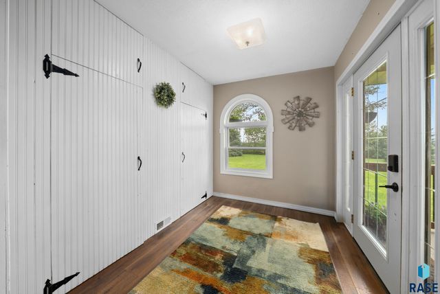 27151 479th Ave Avenue, Harrisburg, SD 57032