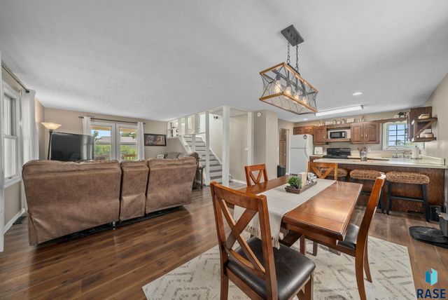 27151 479th Ave Avenue, Harrisburg, SD 57032