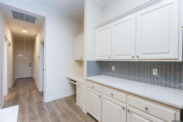 9089 Lake Mist Ave, Baton Rouge, LA 70810