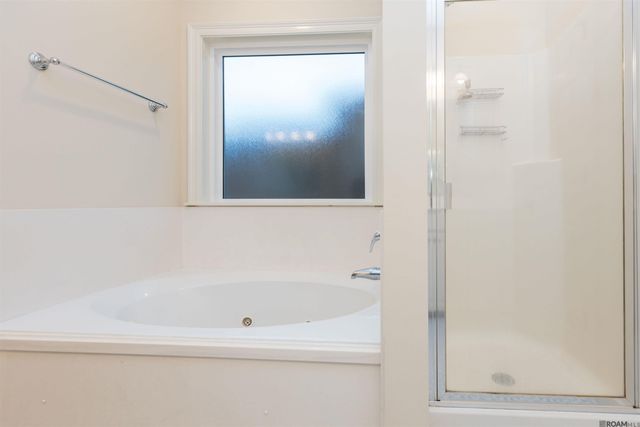 9089 Lake Mist Ave, Baton Rouge, LA 70810