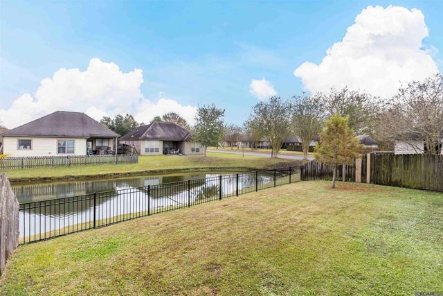 9089 Lake Mist Ave, Baton Rouge, LA 70810