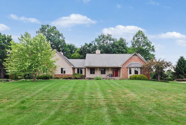 11202 Clovis Pointe Drive, Green Oak Twp, MI 48178