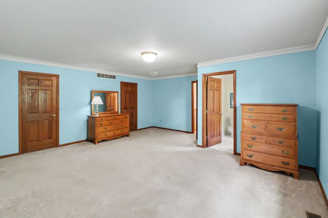 11202 Clovis Pointe Drive, Green Oak Twp, MI 48178