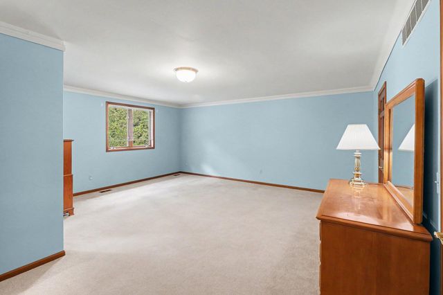 11202 Clovis Pointe Drive, Green Oak Twp, MI 48178