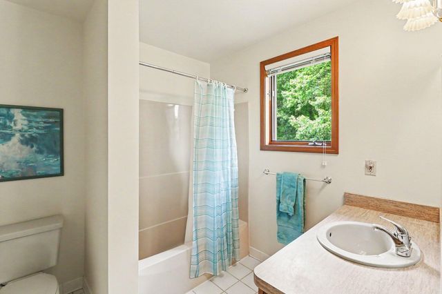 11202 Clovis Pointe Drive, Green Oak Twp, MI 48178