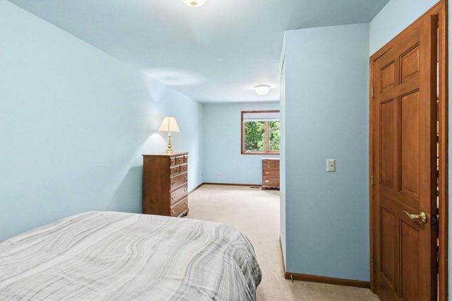 11202 Clovis Pointe Drive, Green Oak Twp, MI 48178