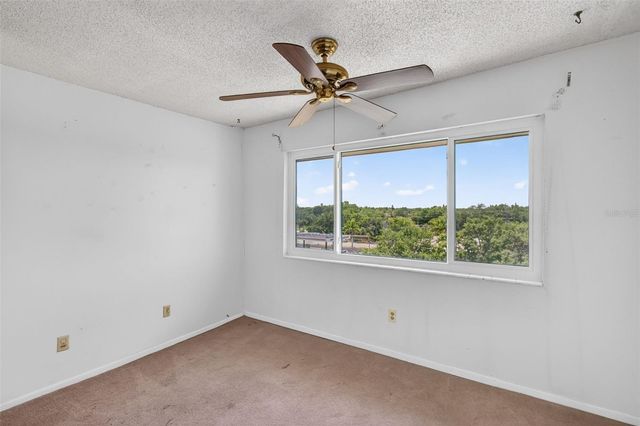 801 83RD AVENUE N 508, St Petersburg, FL 33702