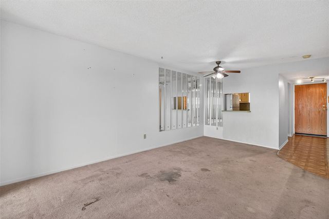 801 83RD AVENUE N 508, St Petersburg, FL 33702