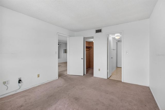 801 83RD AVENUE N 508, St Petersburg, FL 33702