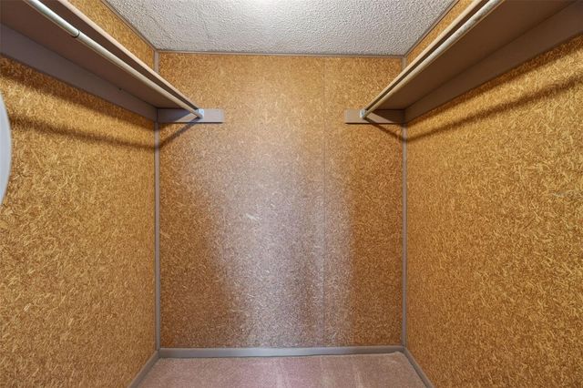 801 83RD AVENUE N 508, St Petersburg, FL 33702