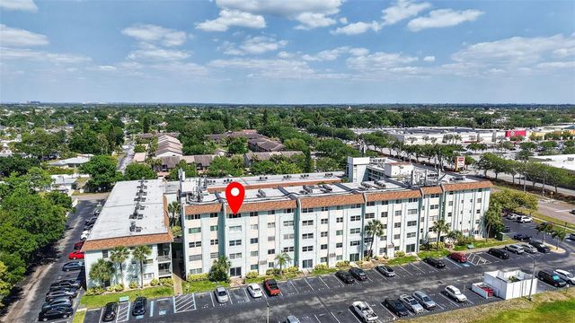 801 83RD AVENUE N 508, St Petersburg, FL 33702