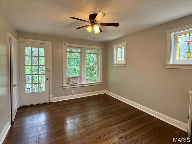 4950 Lindenwood Avenue A, St Louis, MO 63109