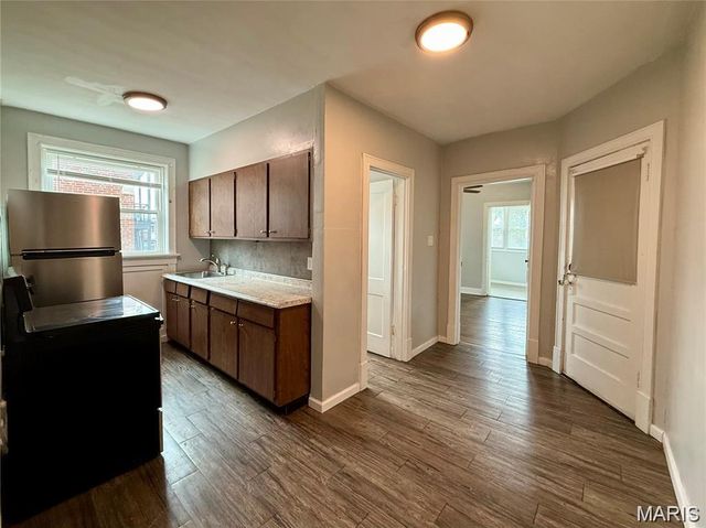 4950 Lindenwood Avenue A, St Louis, MO 63109
