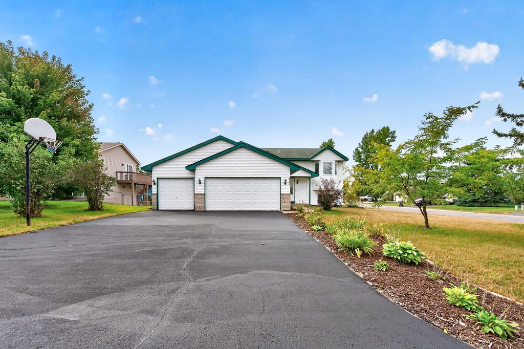 6595 380th Court, North Branch, MN 55056 — photo 2