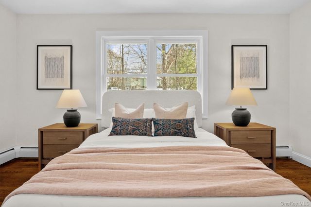 21 Henning Drive, Montrose, NY 10548