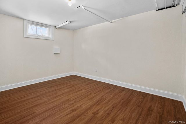 21 Henning Drive, Montrose, NY 10548