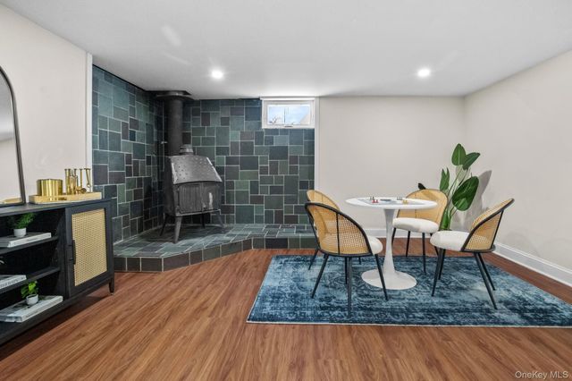 21 Henning Drive, Montrose, NY 10548