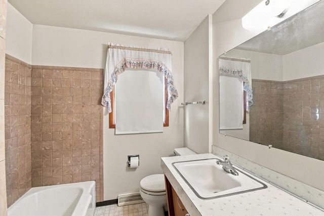 1619 HAROLD STREET, Green Bay, WI 54302