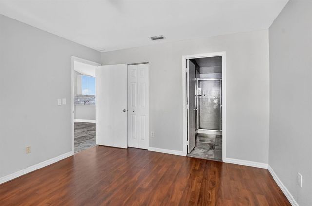 301 Club Circle 208, Boca Raton, FL 33487