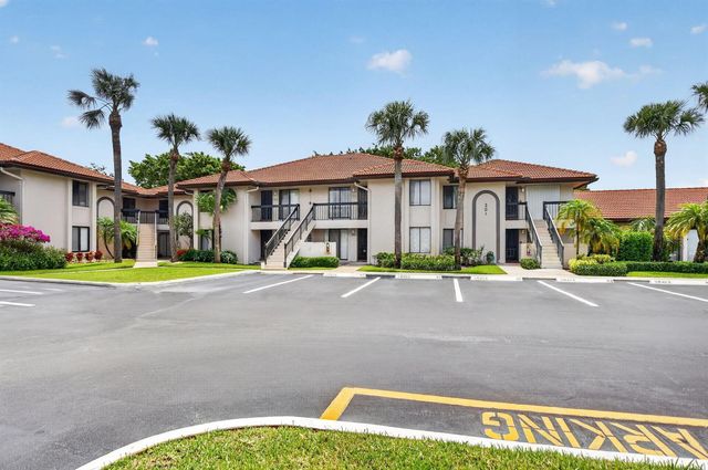 301 Club Circle 208, Boca Raton, FL 33487
