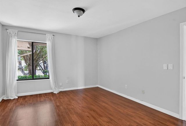 301 Club Circle 208, Boca Raton, FL 33487