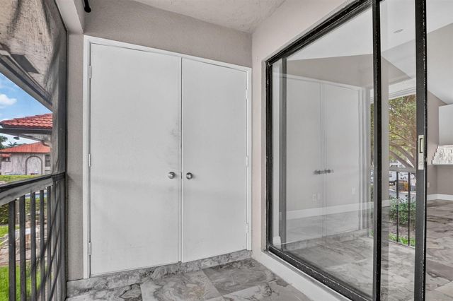 301 Club Circle 208, Boca Raton, FL 33487
