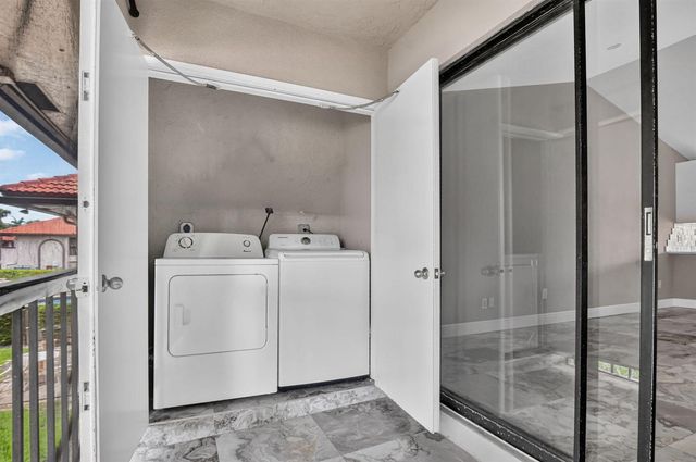 301 Club Circle 208, Boca Raton, FL 33487