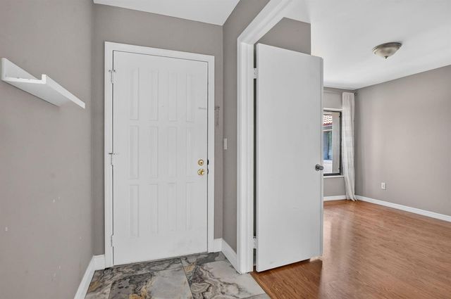 301 Club Circle 208, Boca Raton, FL 33487