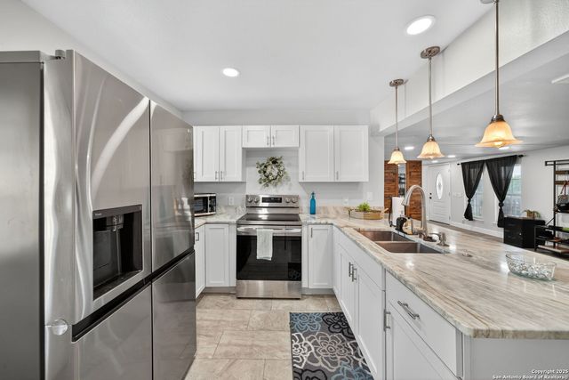 974 S Addison, San Antonio, TX 78264