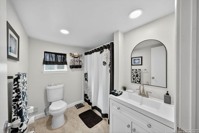 974 S Addison, San Antonio, TX 78264